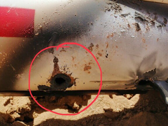 Το σημείο που το τουρκικό λέιζερ έλιωσε και κατέστρεψε το κινεζικό UAV των Λιβυκών στρατευμάτων. 